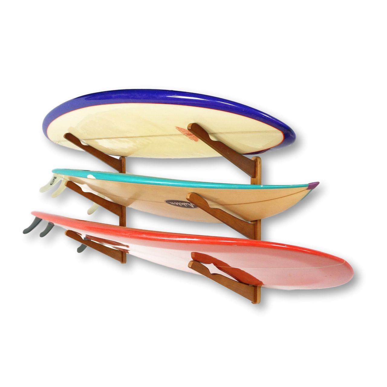 מתקן לתליית גלשנים סטנד קיר לגלשן של Cor Surf Racks. מעמד לשלושה גלשנים, פשוט לתליה.