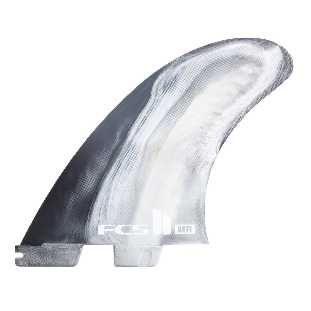 סט חרבות מדגם MR Honeycomb של חברת FCS Fins.עיצוב Twin המפורסם של Mark Richards האגדי.סט החרבות MR Honeycomb מגיע עם שתי חרבות גדולות (Twin Fin) ועם חרב קטנה אחורית להוספת יציבות בימים גבוהים.סט החרבות בנוי מ Honeycomb מה שנותן לו רכות וגמישות מאוד יחודית אשר מתאימה מאוד לגלישה מרייל לריילֿוזרימה על הגל.סט מדהים לאוהבי Twin Fin