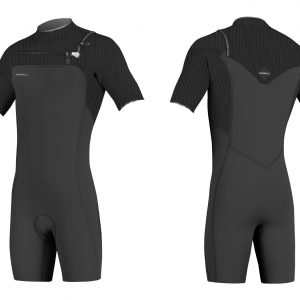  ה  הייפר פריק Comp רגליים קצרות שרוול ארוך סגירת חזה F.U.Z.E של שנת 2019 שמה סטנדרט חדש במשקל של חליפה ופרפורמאנס וללא ספק ה-חליפה של השנה. החליפה אטומה לגמרי בעזרת הדבקת נאופרן באובי 0.5 ממ הכי גמיש שקיים, מגובה בהדבקת סיליקון משושלת ללא תפרים. הסגירה חזה F.U.Z.E היא המתקדמת בשוק, עם איטום כפול בצוואר למניעת כניסת מים היא המתקדמת בשוק, עם חורי ניקוז למים שנכנסים דרך חור הכניס לחליפה.  בנויה מ TB3x, נאופרן קורדורה ששומר על מבנה החליפה בגמישות מקסימלית שנשמרת לאורך זמן. TB3x שומר על חום גוף בכך שדוחה ולא סופג מים וכך מתייבש מהר יותר בין סשנים.  החליפה עוצבה במחשבה לביצועים ברמה הגובה ביותר, לכן בנויה עם כמות חיבורים מינימלית בין חלקי החליפה, משמע חלקים גדולים יותר שנותנים גמישות גבוה יותר בכל חלקי החליפה ונותן לחליפה לשבת יותר טוב על הגוף ועמידות גבוה יותר.   גלישה התקדמה מאד ברמה הביצועית בשנים האחרונות. גולשים דורשים גמישות מקסימלית, חום ועמידות בחליפה שלהם וכמובן חשוב שגם תראה טוב. ה-HyperFreak שרוול קצר סגירה חזה F.U.Z.E פוגעת בול בכל הנקודות האלה. היא אחת החליפות הנמכרות ביותר בחורף 2017ֿ/18 והיא תהיה ככה גם ב2018/19. אחד הדברים החשובים ביותר בקניית חליפת גלישה היא התאמת המידה, ב-Ultrawave יש לנו למעלה מ 40 שנה של ניסיון בהתאמת חליפות גלישה לגלושים. אנחנו תמיד זמינים בטל במייל ובחנות לכל שאלה.